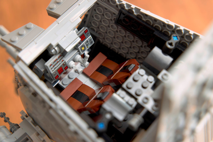 Chodec AT-ST™