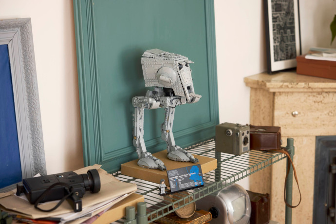 Chodec AT-ST™