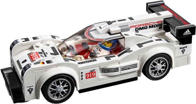 Porsche 919 Hybrid and 917K Pit Lane