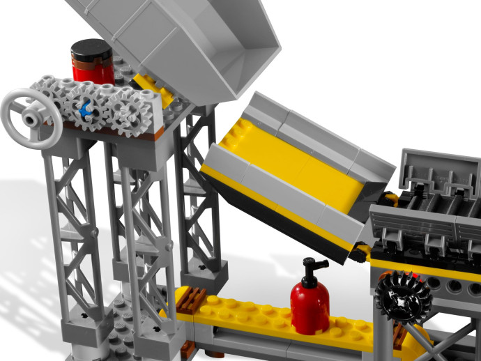Trash Compactor Escape