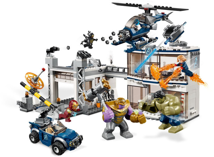 Avengers Compound Battle