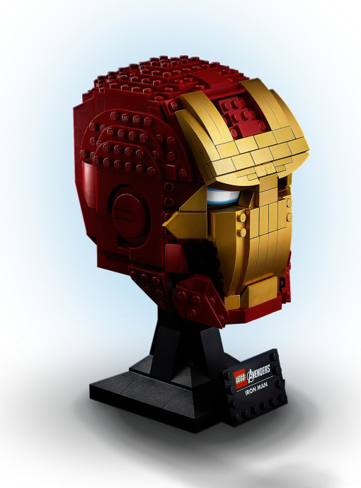 Iron Manova helma