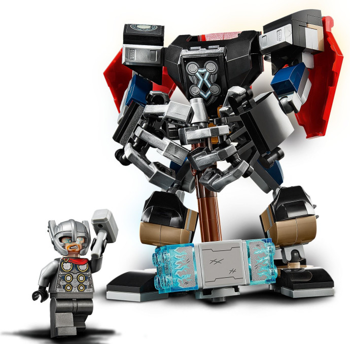Thor v obrněném robotu