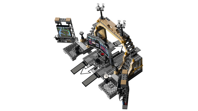 Batcave: The Riddler Face-Off