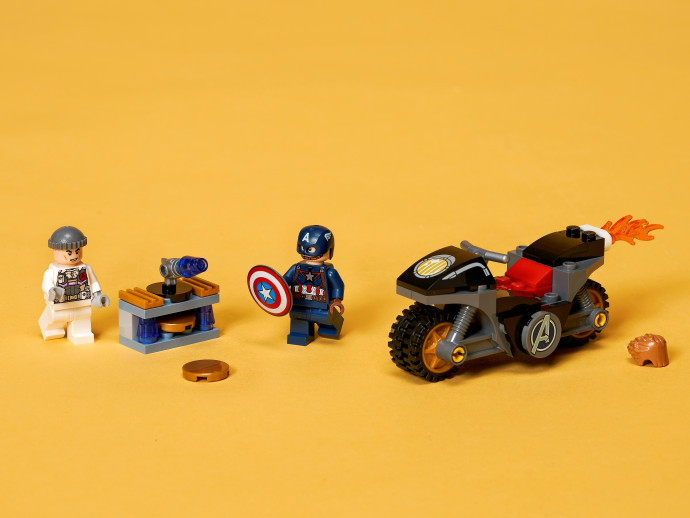 Captain America and Hydra Face-Off