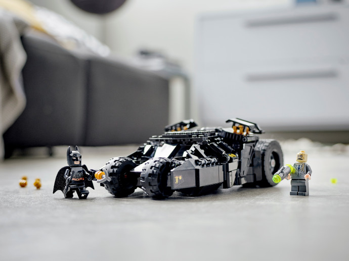 LEGO® DC Batman™ Batmobil Tumbler: souboj se Scarecrowem