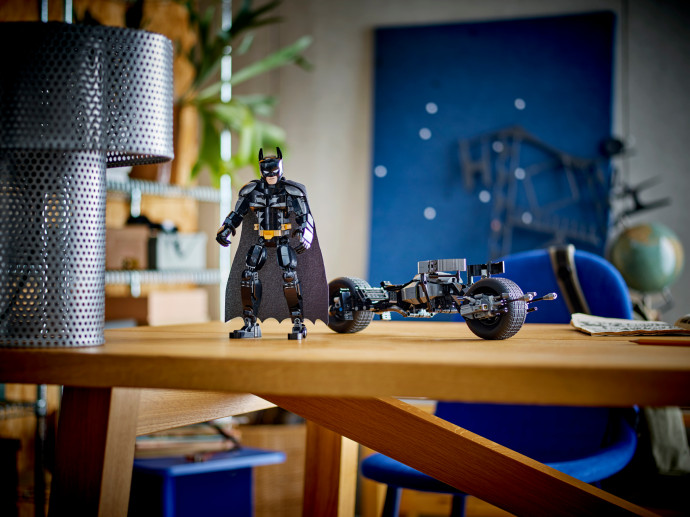 Zostaviteľná figúrka: Batman™ a motorka Bat-Pod