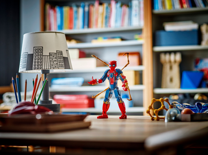 Zostaviteľná figúrka: Iron Spider-Man