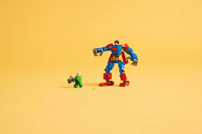 Superman™ v robotickom obleku vs. Lex Luthor™