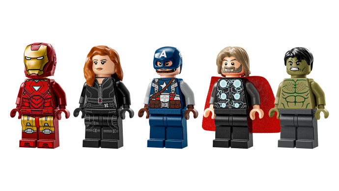 Logo MARVEL a minifigúrky