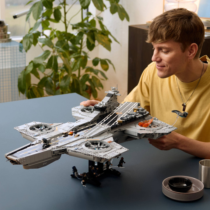 Helicarrier S.H.I.E.L.D.