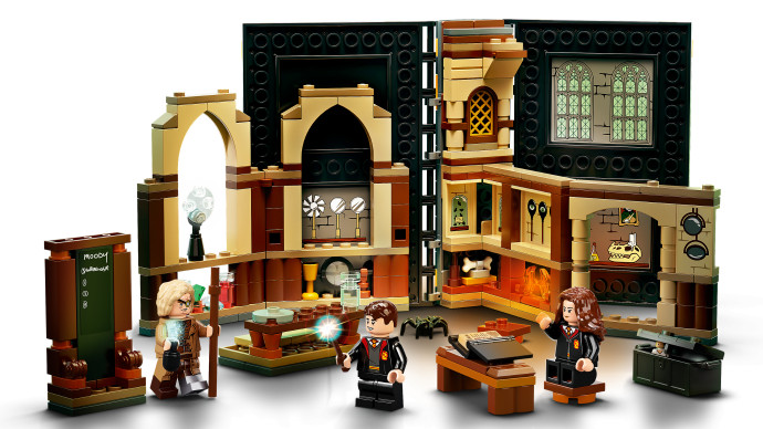 Hogwarts Moment: Defence Against the Dark Arts Class