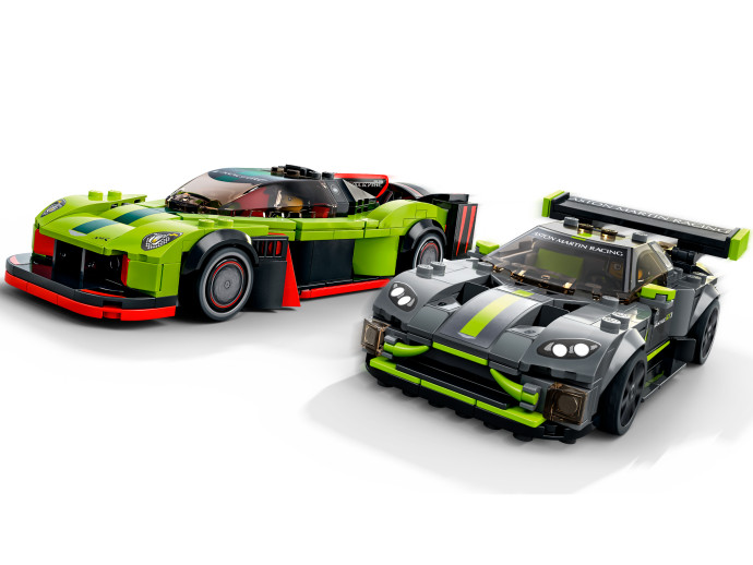 Aston Martin Valkyrie AMR Pro a Aston Martin Vantage GT3