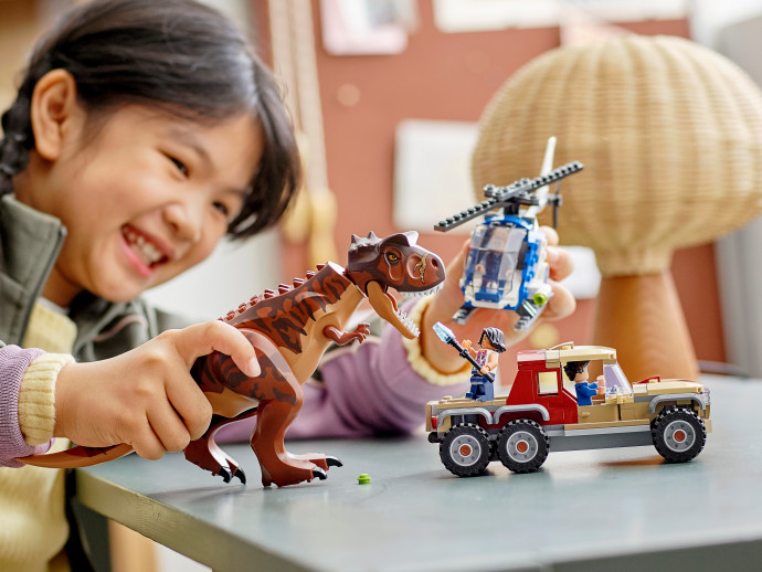 Carnotaurus Dinosaur Chase