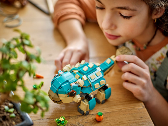 Malá Bumpy: Ankylosaurus