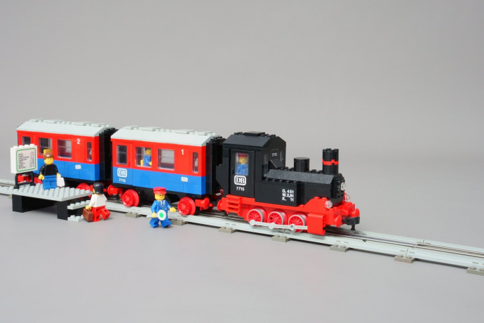 Push-Along Passenger Steam Train