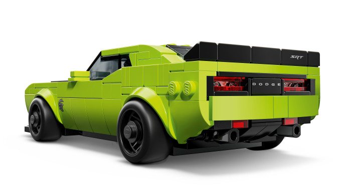 Sportovní auto Dodge Challenger SRT Hellcat