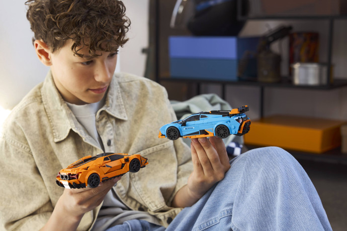 Lamborghini Revuelto a Huracán STO