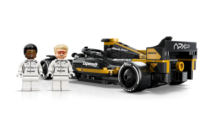 Závodní auto týmu APXGP z filmu F1®