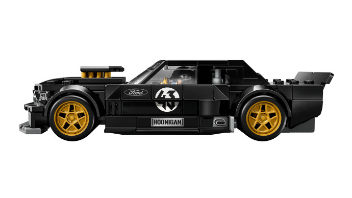 Ken Block a '65 Ford Mustang Hoonicorn V1