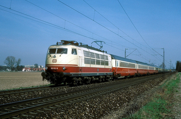 Inter-City Passenger Train Set
