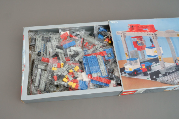 Container Crane Depot