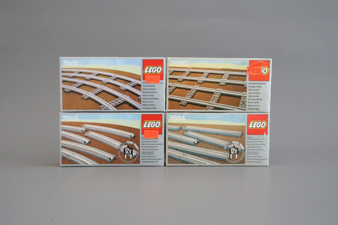 8 Straight Rails Grey 4.5V