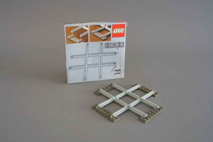 Crossing, Grey 4.5V