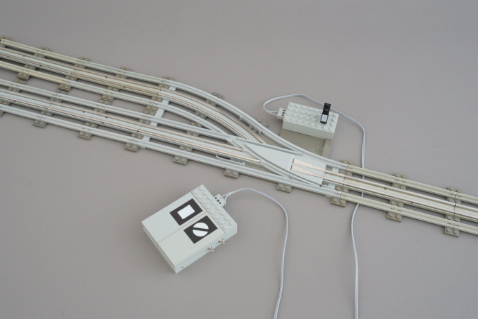 Remote Controlled Points Right 12V