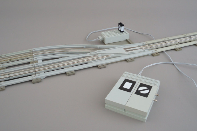 Remote Controlled Points Right 12V
