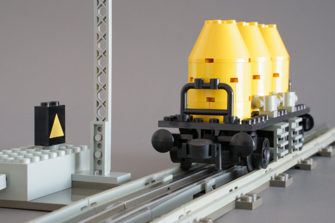 Remote Controlled Decoupling and Signal 12V