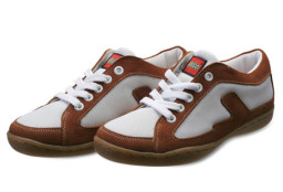 Classic Skate Sneaker – Brown
